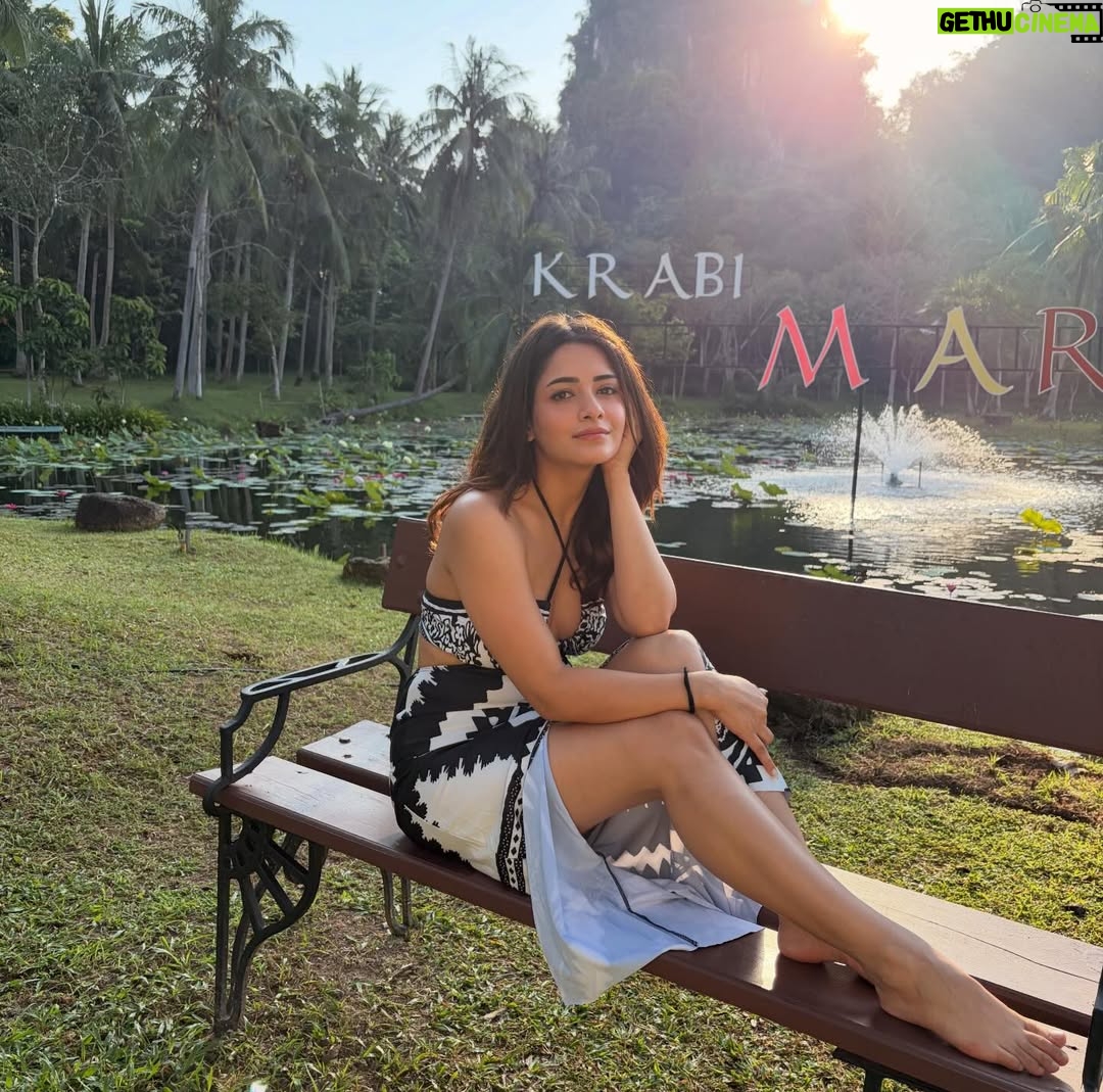 Shagun Sharma - 13.6K Likes - Water sign when around water = Happiest ever 💙🌊 
I can't explain the Joy i feel when around water 💙 

Outfit : @srstore09 💙💙