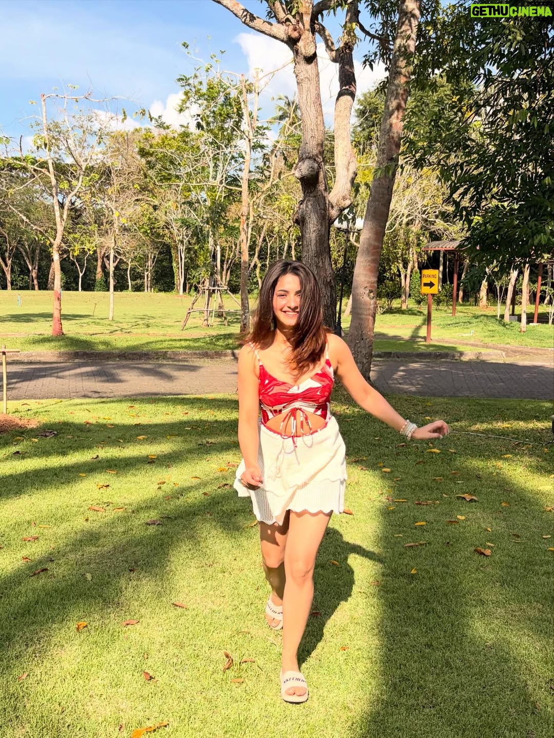 Shagun Sharma - 14.1K Likes - Ending 2025 with a big smile 
Thankyou 2025 for being so amazing 💜
Welcoming 2026 with gratefulness and Happiness in my heart 💜💜