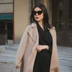Shahzoda Matchanova Instagram - Так как я в статусе «ждун», посоветуйте мне сериалы, пожалуйста 🌝 длинные, турецкие, сопливые НЕ надо 😂 сабр йук😂 люблю мини сериалы. 
 А-ля «нечаянное фото» @kamolasalimbaeva_ 🌸