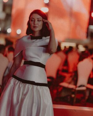 Shahzoda Matchanova Instagram - На церемонии награждения талантливой молодёжи «Тахсин 2021»✨
Благодарю за чудесные фотографии @alesyagee