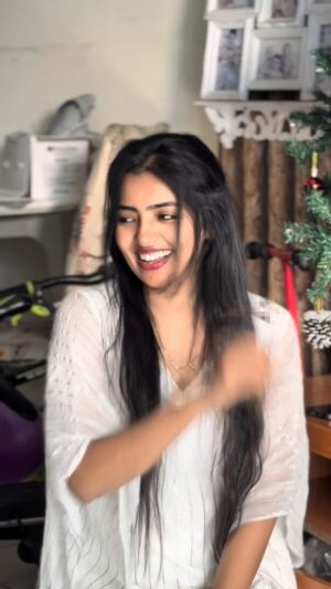 Shalini SJ Instagram - Gather with family this Christmas and celebrate the joy of being together... With my pumpkins... 🤶🎄😍❤️

#christmastime #trees #christmascake #celebration #santaclaus #familyreunion