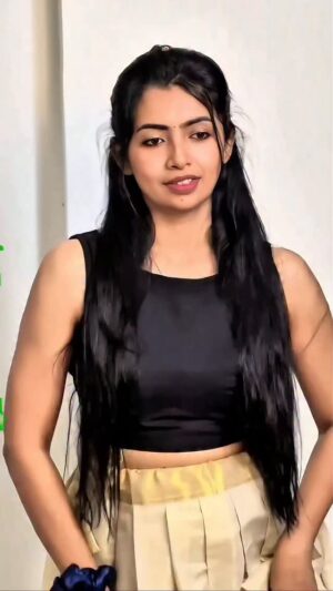 Shalini SJ Instagram - Doll dance... Noq trending 😍😍😍

#fyp #uae #trending #modeling #dubai