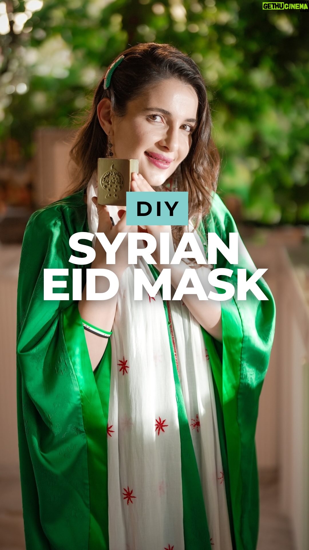 Sham Al Dahabi - 88.8K Likes - Get that radiant, festive glow this Eid with this Syrian Eid Mask! ✨ Rooted in traditional beauty secrets, this all-natural DIY treatment is the perfect way to pamper your skin and embrace self-care during the celebrations. Made with simple, skin-loving ingredients, it nourishes, revitalizes, and enhances your natural beauty—just in time for Eid!

احصلي على إشراقة العيد الطبيعية والمتألقة مع قناع العيد السوري! ✨ مستوحى من أسرار الجمال التقليدية، هذا العلاج الطبيعي المصنوع منزليًا هو الطريقة المثالية لتدليل بشرتك والاستمتاع بالعناية الذاتية خلال الاحتفالات. مصنوع من مكونات بسيطة ومغذية للبشرة، فهو يغذي، وينعش، ويعزز جمالك الطبيعي—تمامًا في الوقت المناسب لاستقبال العيد