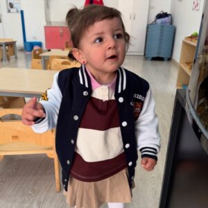 Sham Al Dahabi Instagram - Jiji’s first day at the nursery 🩵💙🩵 best بابي ever 😂🥰😍❤️ @ahelal1