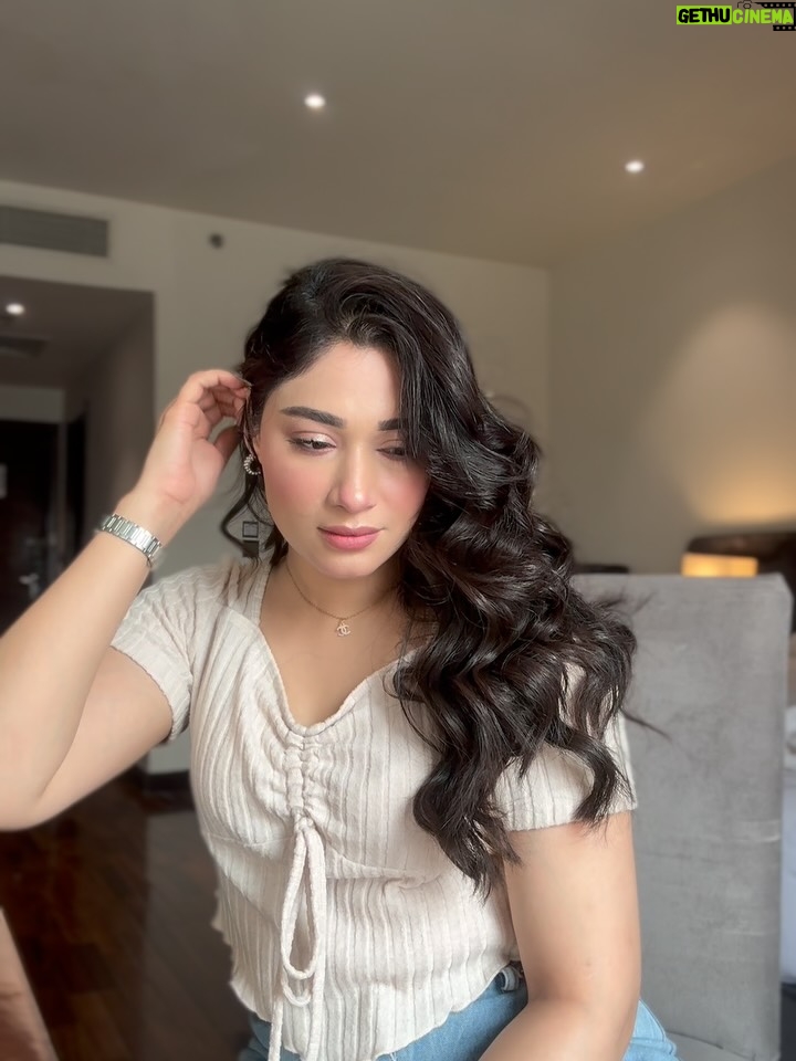 Shameen Khan - 3.6K Likes - The beauty of genuine charms never fades, it blossoms more vibrantly with time 🌸🫧🦋

.
.
#instagram #love #winters #fyp #beauty #lahore #travel #pakistan #lovemyjob #work #hair #photoftheday