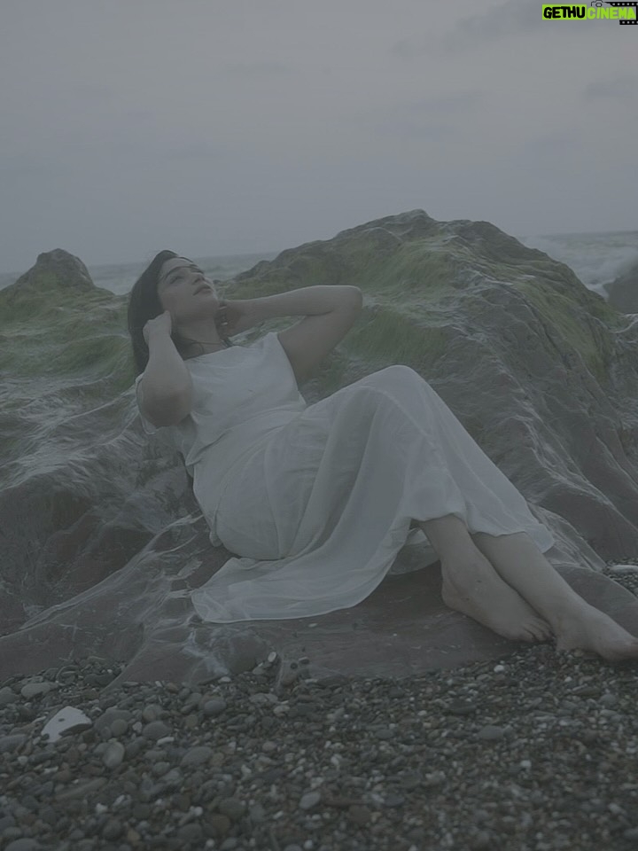 Shameen Khan - 3.2K Likes - Let peace be your biggest luxury. 🤍
Not every shine comes from spotlight, Some glow from within🕊️🌸

#instagram #love #peaceful #viral #post #divinefeminine #effortlesscharm #luxury #dream #beauty #trend #workworkwork #look #photography #beach