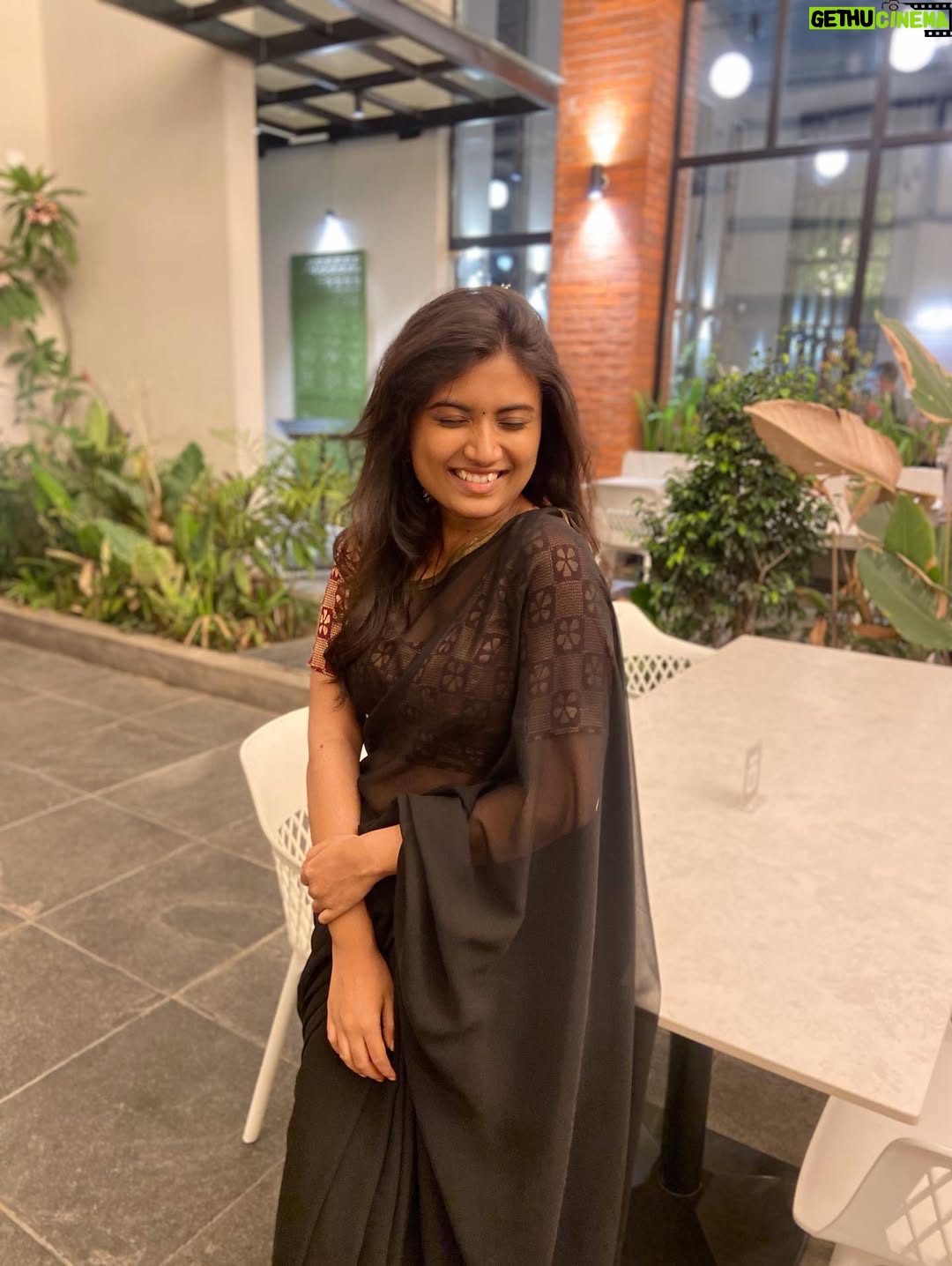 Shamni Mahe - 11.5K Likes - Randumps! 💕