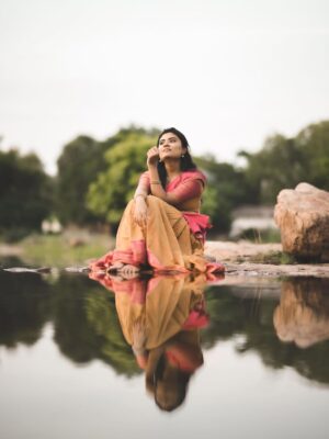 Shamni Mahe Instagram - ♥️

Photographer @ranjith_story_teller 
Muah @ashmamd