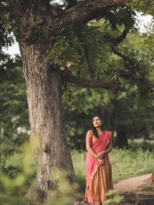 Shamni Mahe Instagram - ♥️

Photographer @ranjith_story_teller 
Muah @ashmamd