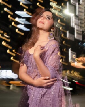 Sharanya Instagram - Just a girl in City lights 🌠

Shot by @tdf.studioz 
Mua @_makeupbymasooma 
Costume @chandangowda_official 
Hair @arkaa_makeovers 

#girl #instagramprogress #sharanyashetty #citylights #blurpictures #saree #agirlinsaree #instareach #explore #bangloreactress #kannadaactress