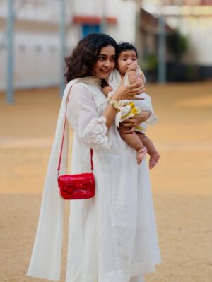 Sharanya Ramachandran Instagram - Zayn Sidra ✨ 

#mynephew❤️ 
@popular_devil040 @kay4kiran
@the_thejass 📸❣️