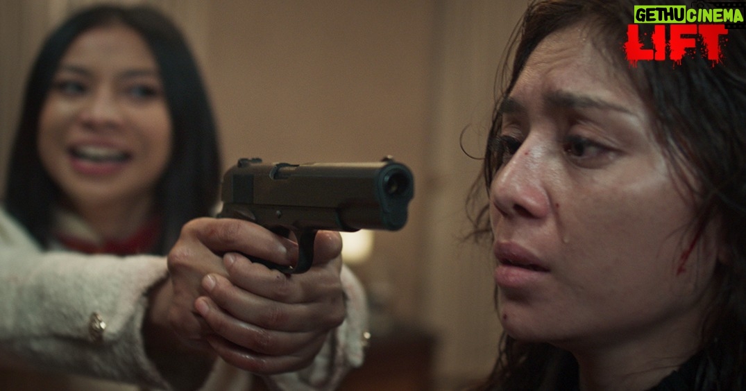 Shareefa Daanish - 642 Likes - Satu lift. 
Satu tragedi.
Satu permainan. 
Banyak rahasia. 

Dari produser The Raid 1 & 2, Trois Films @trois.films mempersembahkan film drama psikologis penuh intrik dan bumbu aksi menegangkan. 

Disutradarai oleh Randy Chans @randychans 

LIFT
26 Februari 2026 di bioskop. 

#TerjebakHidupMati
#FilmLift
#TroisFilms