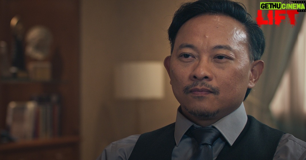 Shareefa Daanish - 642 Likes - Satu lift. 
Satu tragedi.
Satu permainan. 
Banyak rahasia. 

Dari produser The Raid 1 & 2, Trois Films @trois.films mempersembahkan film drama psikologis penuh intrik dan bumbu aksi menegangkan. 

Disutradarai oleh Randy Chans @randychans 

LIFT
26 Februari 2026 di bioskop. 

#TerjebakHidupMati
#FilmLift
#TroisFilms