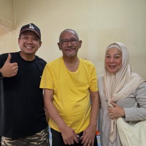 Sharifah Shahirah Instagram - Buat Sinarian yang tak tahu, Salih Yaacob mengalami ‘mild strokes’ baru-baru ni. Mari kita doakan agar Salih Yaacob kuat menghadapi dugaan ni dengan tabah. SINAR sentiasa mendoakan Salih Yaacob 💜

#SINARKongsi #SINARMuzikRetroTerbaik
