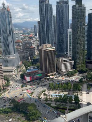 Sharifah Shahirah Instagram - Hmmm ni je mak dia boleh lanja cuti gi tengok klcc je …bye..selain gi kebun
Skydining dah