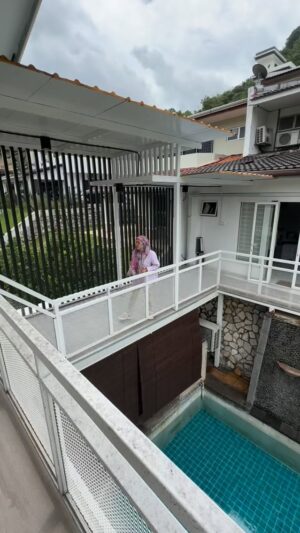 Sharifah Shahirah Instagram - Tour rumah kabin anak anak  kalau nak tanya apaa apa boleh @asiaedar_prefabcontainer