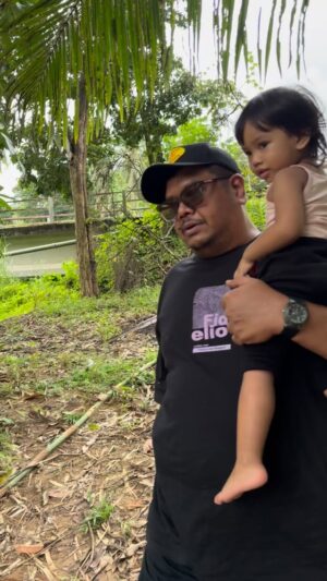 Sharifah Shahirah Instagram - CANTIK & BEST RUMAH DUSUN!!

Tq Haji Nabil, Zira, kak shiera dengan cik enjut!

Bukan main seronok lagi anak2!
😍🙏🙏🙏