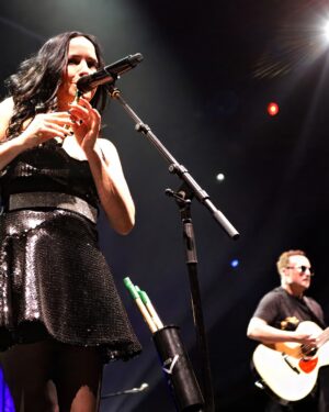 Sharon Corr Instagram - Thank you Cape Town and thank you South Africa! What a magical few days ✨ We hope you enjoyed it as much as we did #TheCorrs #LiveMusic #SouthAfrica 

Thanks to @bigconcerts and @solomusicagency 

📸 @lancepetersonphoto