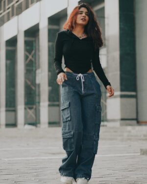 Sharon Gaikwad Instagram - 🥀
.
.
📸 @joelmanvel
.
.
#trendingreels