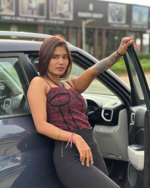 Sharon Gaikwad Instagram - Attraction 🕊️
.
.
.
.
.
#okbyebye