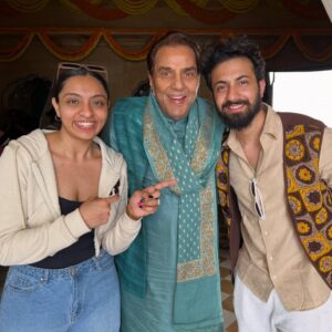 Shazia Samji Instagram - “An era ends, but the legend becomes timeless.” Thank you for your blessings, You had blessed us with so much love and warmth your footsteps remain for generations. Your impact will echo forever ❤️ @aapkadharam Rest in peace LEGEND.