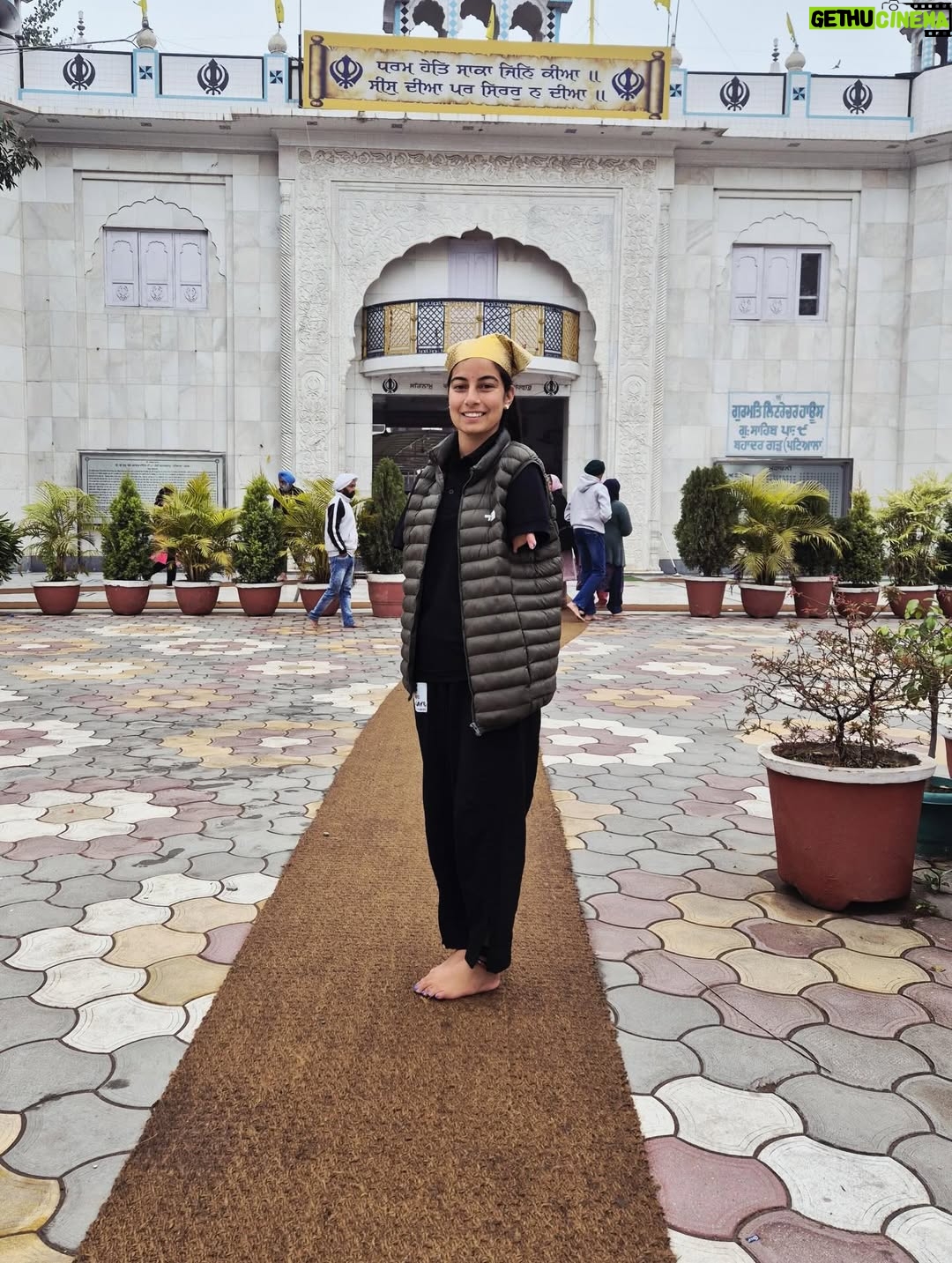 Sheetal Devi - 304.5K Likes - Shukr ♥️🧿

Day 1 of 2026 ✨ and every single day ahead 💫
