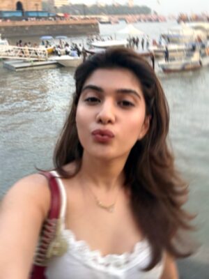 Sheetal Musterya Instagram - Bombay meri Jaanu