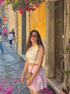 Actress Shelle Sharma HD Photos and Wallpapers January 2026