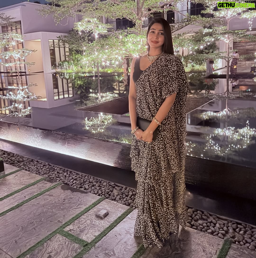 Sheriina - 3.5K Likes - Not every emotional connection is meant to become a life direction.
Some people enter your life to gently teach you boundaries, not forever.

Wearing: @stephinlalanofficial @stephin_varughese @fineshinejewels 

#sheriina #loveyourself #boundaries #xoxox