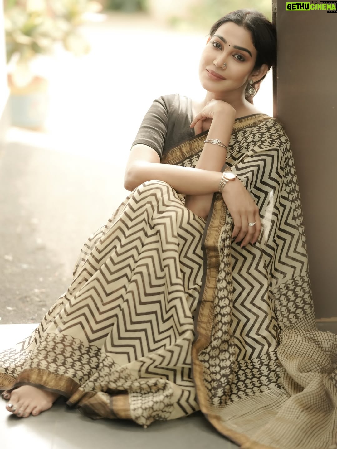 Sheriina - 10.6K Likes - Stepping into the New Year with grace, gratitude, and quiet strength. ✨
Wishing you a year filled with peace, purpose, and beautiful beginnings.
Happy New Year 🤍

Costumes - @vastrakadha.official 
Photographer - @camerasenthil 
Makeup - @ragavismakeover 
Shoot Organized by @rrajeshananda 

#newyeargrace #quietconfidence #eleganceinsimplicity 
#timelessstyle #gracefulliving