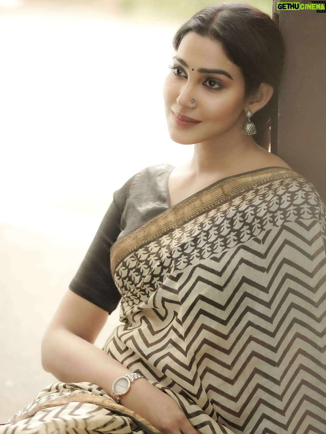 Sheriina - 10.6K Likes - Stepping into the New Year with grace, gratitude, and quiet strength. ✨
Wishing you a year filled with peace, purpose, and beautiful beginnings.
Happy New Year 🤍

Costumes - @vastrakadha.official 
Photographer - @camerasenthil 
Makeup - @ragavismakeover 
Shoot Organized by @rrajeshananda 

#newyeargrace #quietconfidence #eleganceinsimplicity 
#timelessstyle #gracefulliving