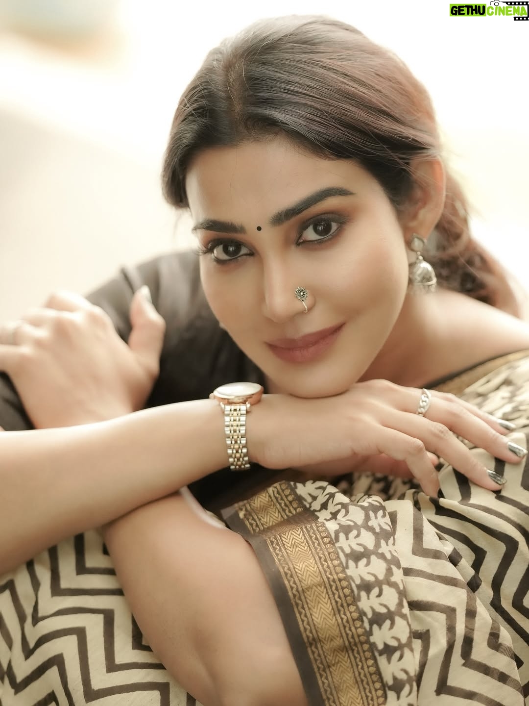 Sheriina - 10.6K Likes - Stepping into the New Year with grace, gratitude, and quiet strength. ✨
Wishing you a year filled with peace, purpose, and beautiful beginnings.
Happy New Year 🤍

Costumes - @vastrakadha.official 
Photographer - @camerasenthil 
Makeup - @ragavismakeover 
Shoot Organized by @rrajeshananda 

#newyeargrace #quietconfidence #eleganceinsimplicity 
#timelessstyle #gracefulliving