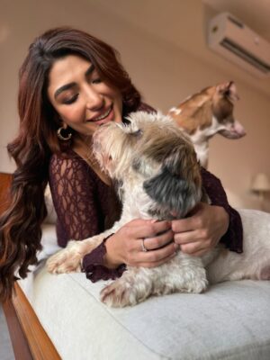 Shernavaz Jijina Instagram - 🤎🐾