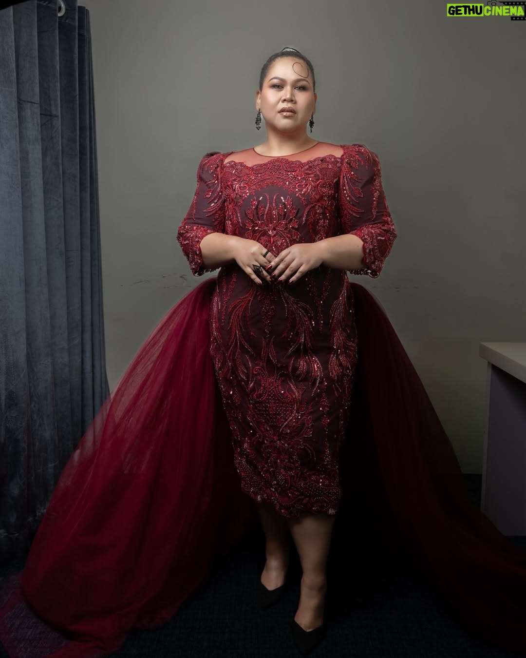 Sherry Alhadad - 652 Likes - Sherry Alhadad in @mode.miroljonit 
#gv12 #gegarvaganza
@miedy.daniel 
@hamidijamili 
@razzimusa 
@aqeella 
@izzattttt 
@echolaliapictures