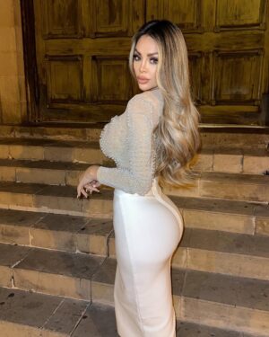 Sheyla Rojas Instagram - ⚠️ Outfits from @catchall.official
Code: SHG15 to save $15 🎁
.
.
.
Mi código exclusivo SHG15 está activo y puede ser utilizado por mis seguidores. Son 15$ 💸 de regalo 🎁 en todos los productos… se que se alegrarán por ahorrar dinero.
#CATCHALL #Feel