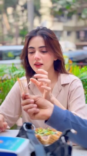 Shiba Khan Instagram - Kamine friends 😂
:
:
:
: #comedy #funnyreel #foryoupage #explorepage #viralvideos
