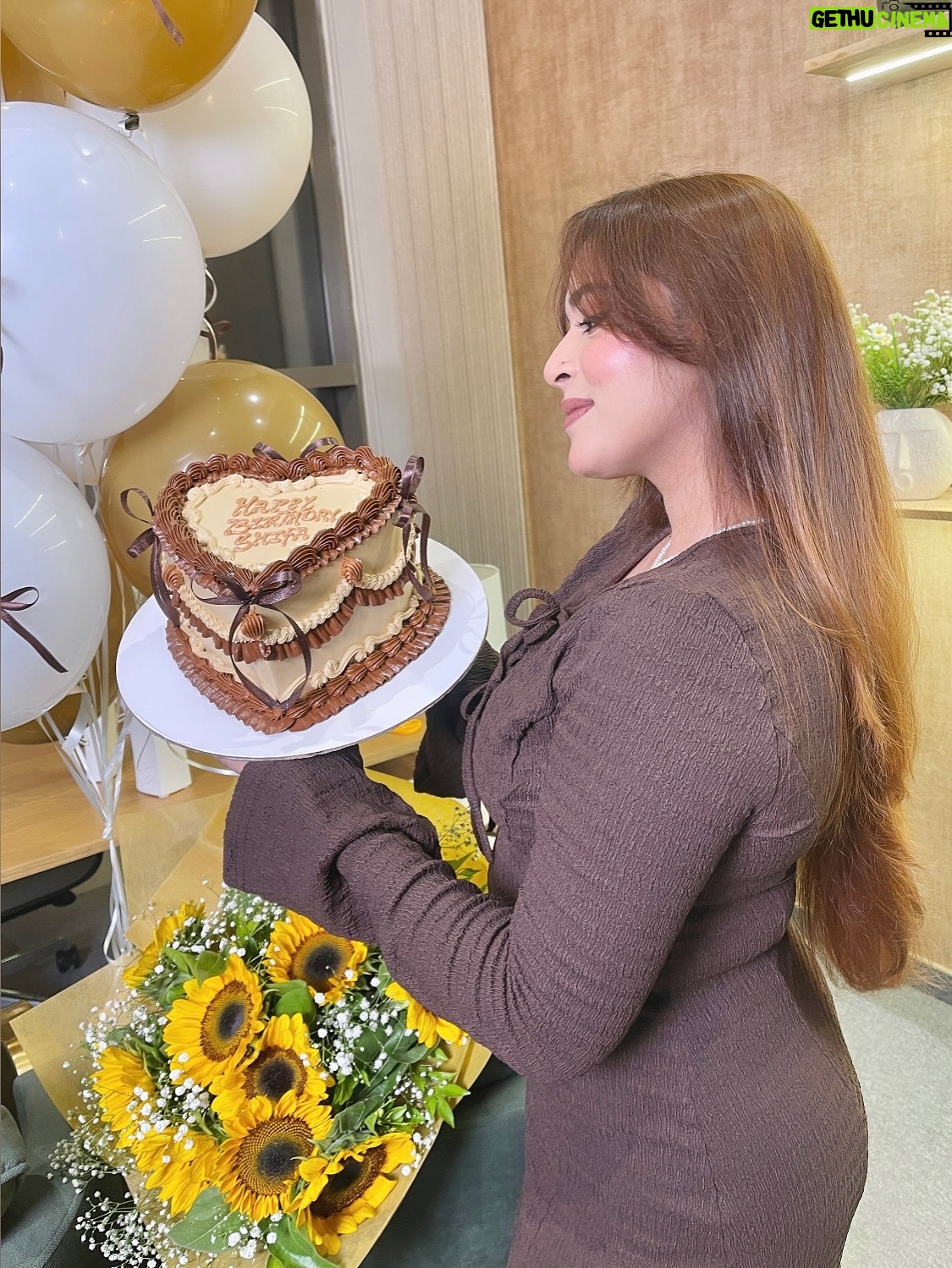 Shifu Memon - 49.3K Likes - Happy Birthday To Me..✨🧁🍰🎂🥮
Thank you so much everyone for all your wishes and prayers… Grateful for everything Alhumdullillah..😇
.
📸- @nehal_photography__ 
.
#shifuians #instagram #instagrowth #hbd #birthday #libra #bekind #foryou #explore