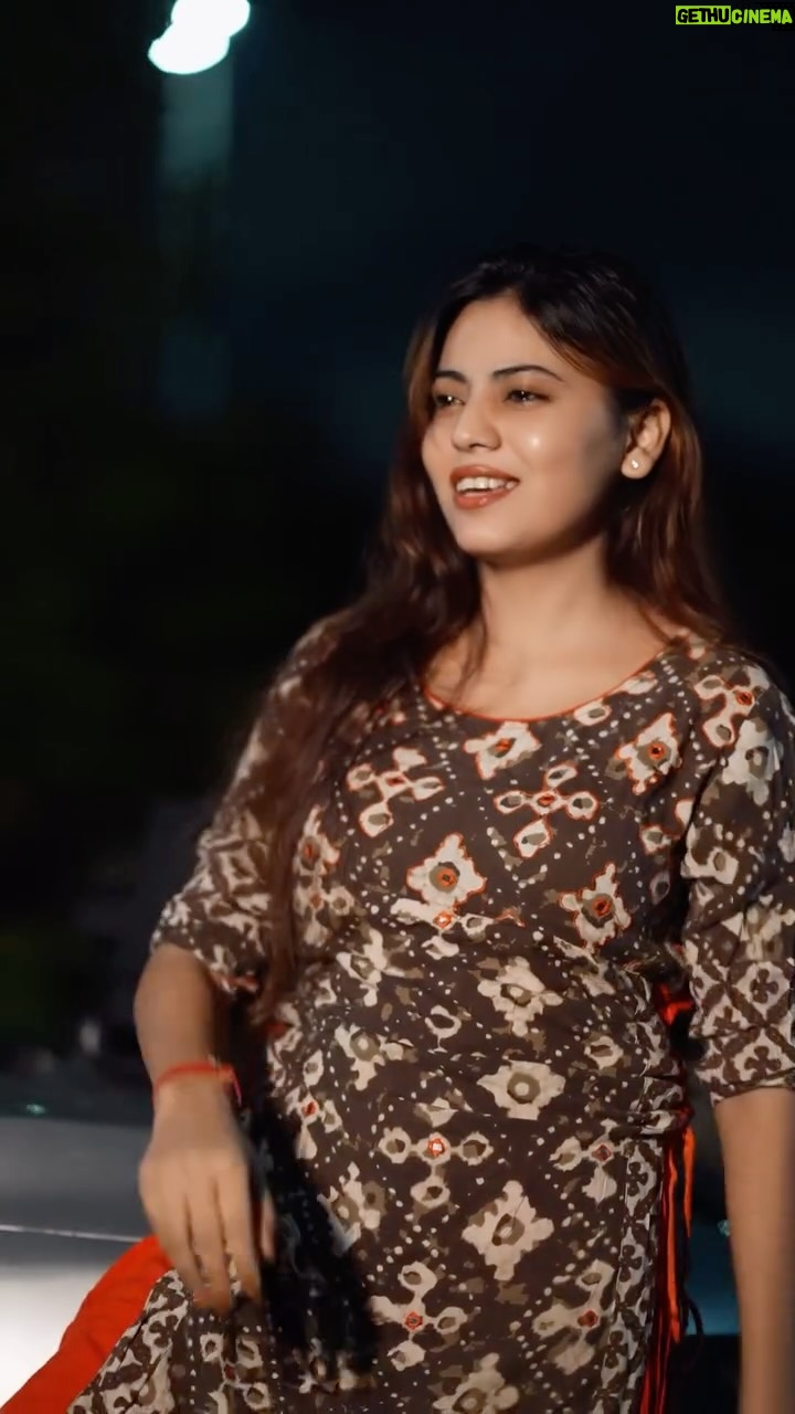 Shikha Wahulkar - 323.8K Likes - Pyar na kariyo🙏💔💧…….
#reels #viral #explore
