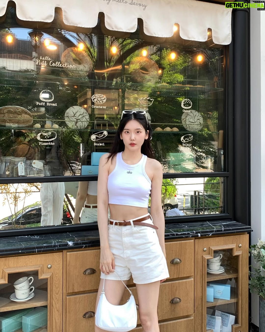 Shim So-young - 11.3K Likes - 내 알로 예쁘다