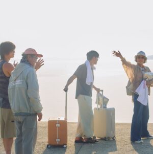 Shin Dong-mi Instagram - 관매도에서 즐거운 시간 보냈어요
오늘 밤 10시에 방송합니다🌊🏝️
#tv조선 #제철남자