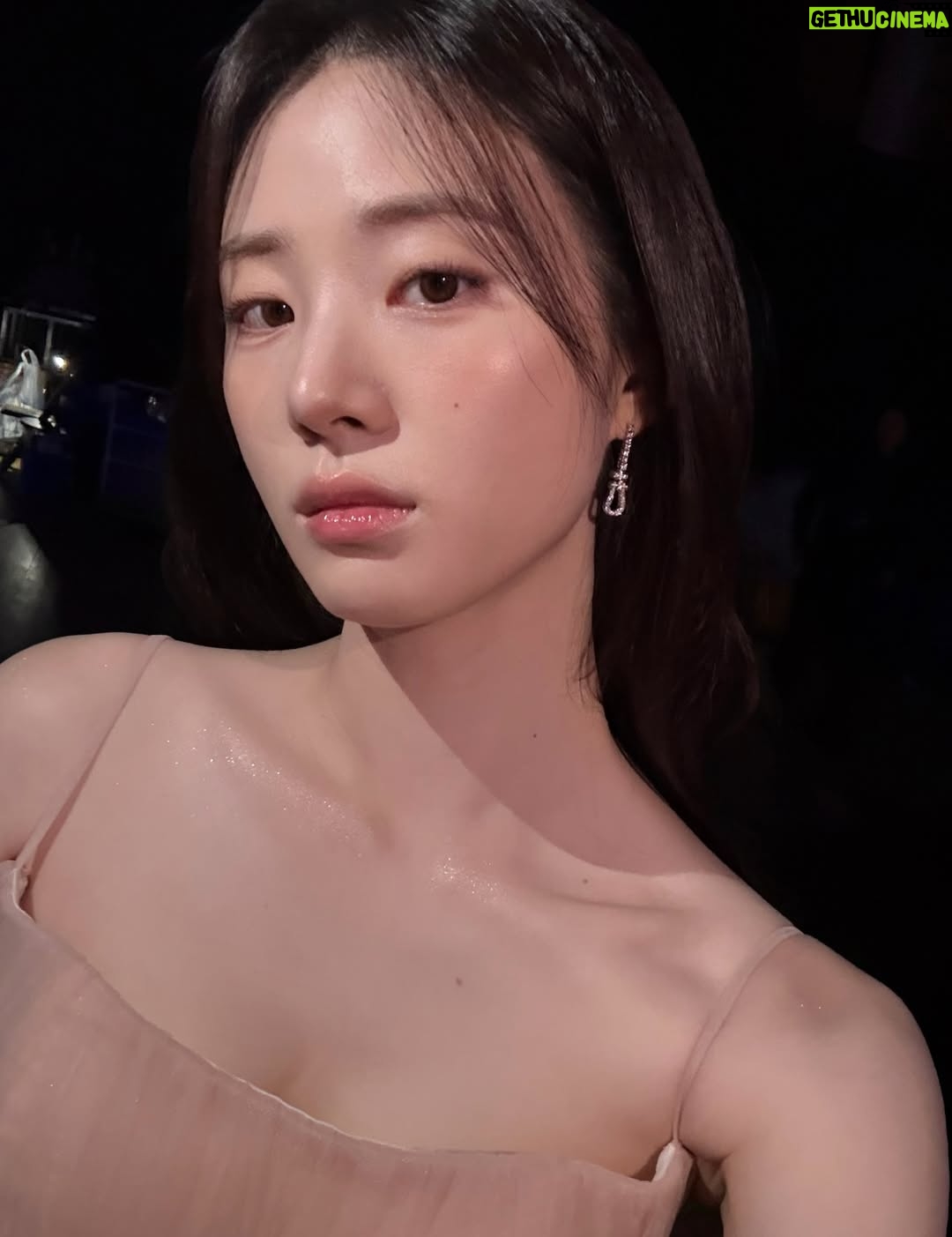 Shin Sia - 112.3K Likes - 청룡영화제🐉
시상자로 참여하게 되어 행복하고 영광이었습니다🖤