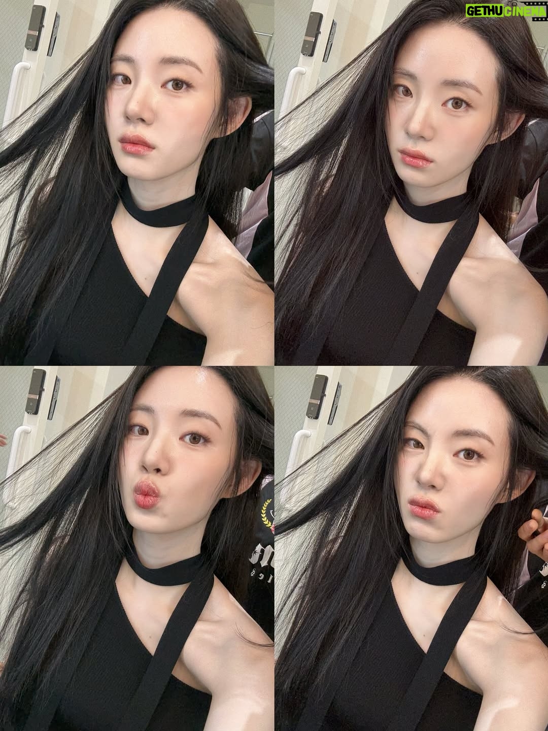 Shin Sia - 81.6K Likes - 🖤 @sgic_official