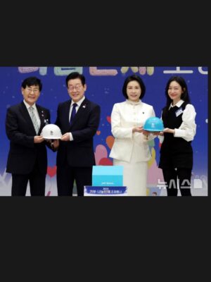 Shin So-yul Instagram - 2025년 기부·나눔 단체 초청행사에
#한국해비타트 홍보대사로 참석했습니다☺️

“모든 사람에게 안락한 집이 있는 세상”을 꿈꾸는 
해비타트의 진심과 더불어 더욱 따듯하게 희망을 전할게요.