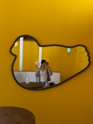 Shiori Akita Instagram - この数秒後、パンツにかき氷落としちゃった…🥲🍧