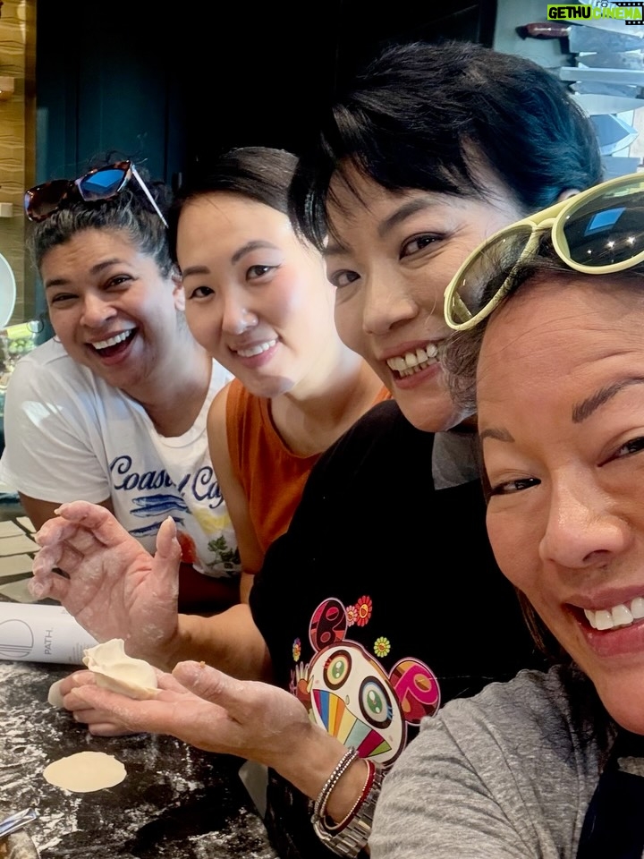 Shirley Chung - 19.3K Likes - I am officially back to work 💪After 1.5 years of battling Tongue Cancer and living an isolating life style. I spent the last month traveling,reconnecting with chef friends ❤️ I am so Happy and my heart is Full
🔥I filmed a show 
🔥Taught new chef friends to fold dumplings 🥟 
🔥Dumpling Mafia popup at Dallas @capitalone campus 
🔥Returned to Vegas for @lasvegasrevelry at the Wynn and reconnected with soooo many of my old friends! 
#chefshirleychung #dumplingmafiaqueen #fuckcancer