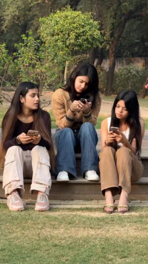 Shivangi Prajapat Instagram - Wait for end 🤣🫠
#chotiifam #trending #reels #reelitfeelit #reelinstagram #viral #funny #reelsinstagram #reelkarofeelkaro #contentcreator
