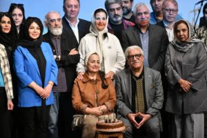 Shohre Soltani Instagram - 💠 آیین تجلیل و بزرگداشت دکتر سیدغلامرضا کاظمیدینان به مناسبت هفتاد و پنج سالگی این پیشکسوت و استاد علم ارتباطات و روابط عمومی، با حضور هنرمندان و چهرههای مطرح موسیقی، سینما، ادبیات و علم ارتباطات، در سی و پنجمین ماهنشست «درآستانه» کانون ادبی زمستان
🌱🕊️
#دکتر_غلامرضا_کاظمی_دینان #مهربان#آدم_حسابی #روابط_عمومی#انسانیت
🆔 @arasbaraninfo