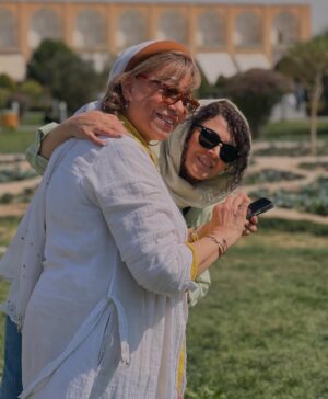 Shohre Soltani Instagram -
🌱🕊️
اصفهان پاییز ۱۴۰۴...
#أصفهان#اصفهان_زیبا #دوستانه#دوستان_قدیمی
#گوهر_خیراندیش#منیر_قیدی#شهره_سلطانی#پانته_آ_حسینی
#نقش_جهان#میدان_نقش_جهان