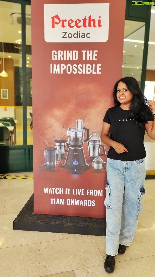 Shona Roy - 14.4K Likes - Okay Preethi Zodiac, we saw the teaser 😳
Now let’s make this interesting.
Here’s my challenge — ready when you are 👊

Now for you guys comments down below on what ingredients should i grind 

#willitgrind #preethizodiac #mostpowerfullmixergrinder
@preethikitchenappliances