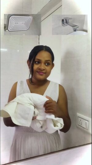 Shona Roy Instagram - Bring luxury to your bathroom with @sparshpearlofficial 

✔️ Stylish Design
✔️ Easy Maintenance
✔️ Great Durability

So, transform your bathroom experience into luxurious experience ✨✨
.
.
.
.
#stylekamaalchalesaalonsaal #sparshpearl #bathroomfittings #luxurylifestyle #luxurybathroom #modernliving #everydayluxury #homestyle #bathroomgoals😍